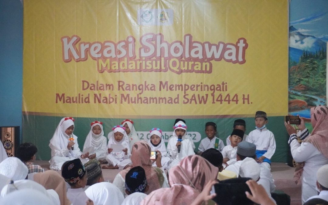 Kreasi Sholawat Warnai Peringatan Maulid Nabi Muhammad SAW