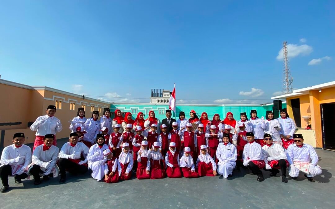 Upacara HUT RI ke-81, Direktur Muhajirin Center Refleksikan Makna Pendidikan yang Memerdekakan
